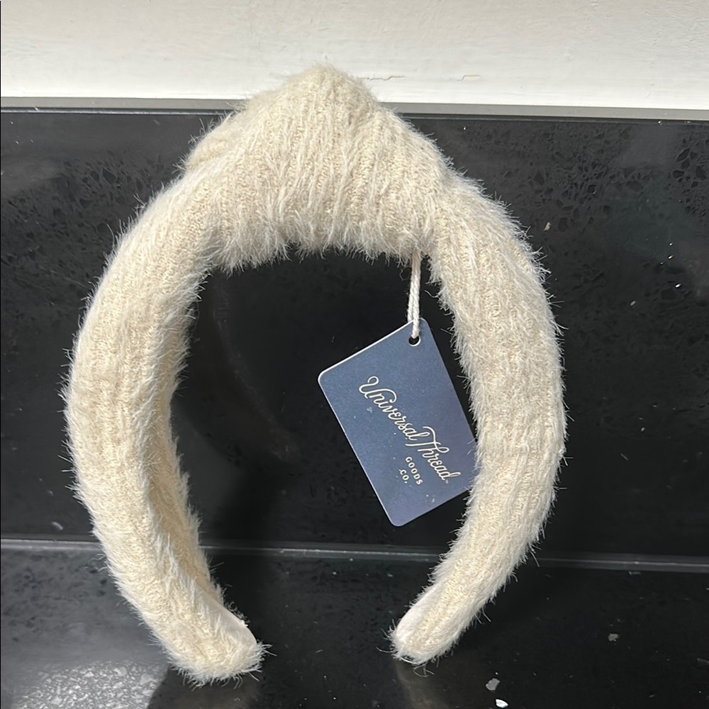 NWT Universal Thread Beige Textured Headband